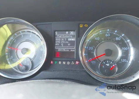 2013 Chrysler Town & Country Touring из США, поврежденный, VIN 2C4RC1BG8DR742172